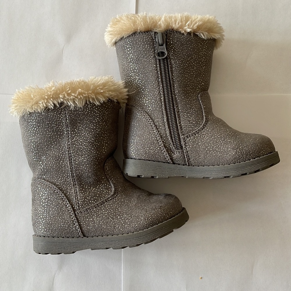 SOLD Cat & Jack toddler girl furry boots